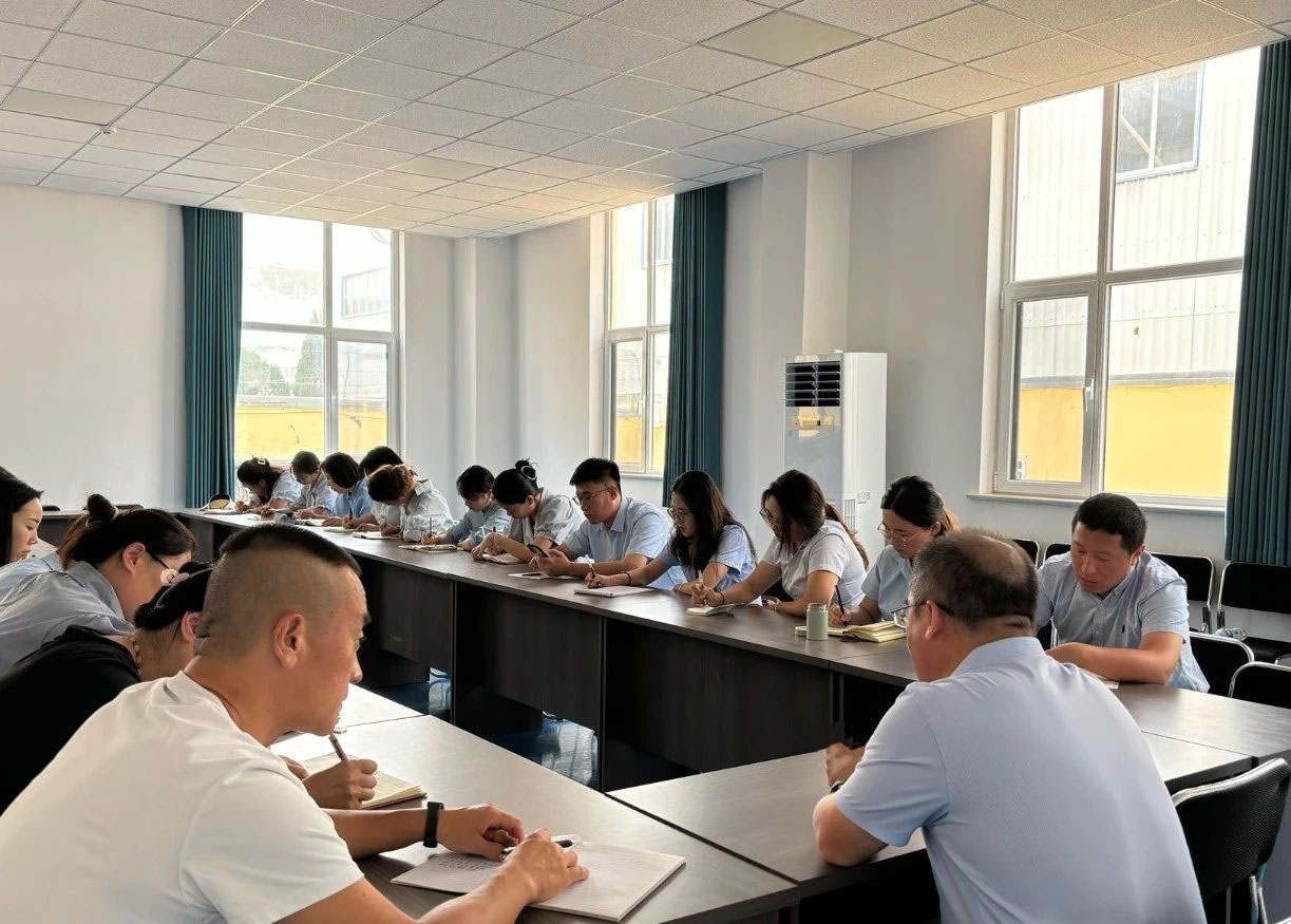 德育工作无浅处，笃行志远润无痕|我校召开2024—2025学年度第一学期德育工作会议