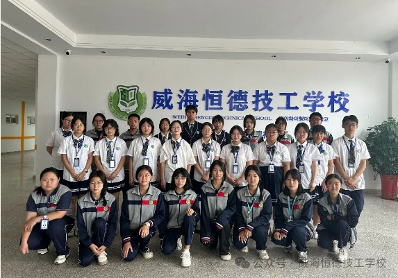 【幼儿教育专业】——守一朵花开，等一阵风来